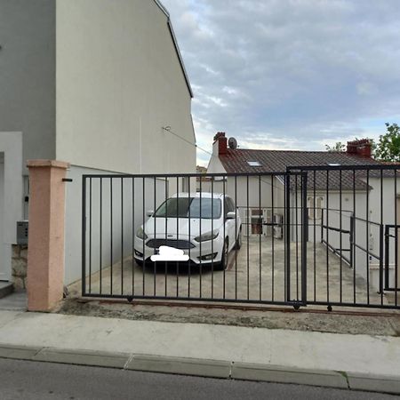 Apartmani Iris I Ana Crikvenica Exterior foto